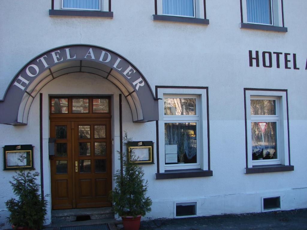 Hotel-Restaurant-Adler Райхенбах-им-Фогтланд Экстерьер фото